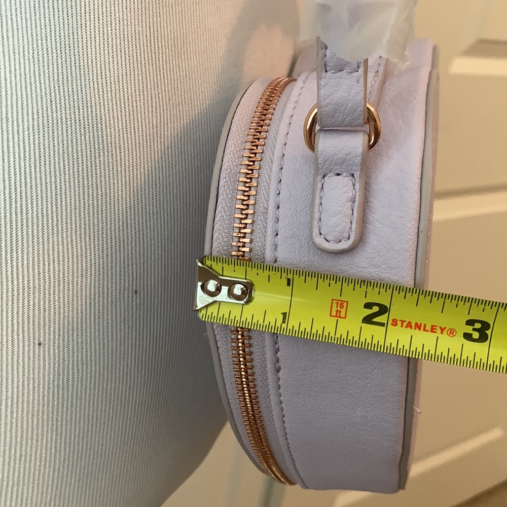 LAUREN CONRAD BRAND NEW WITH TAGS LILAC CROSSBODY HEART SHAPED BAG - Picture 10 of 10